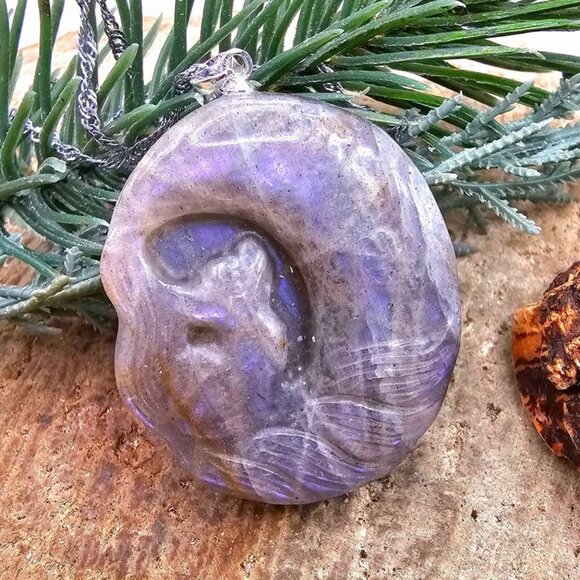 Nature Labradorite Carved Flashy Nine Tails fox On Moon Pendant Necklace - Picture 3 of 10